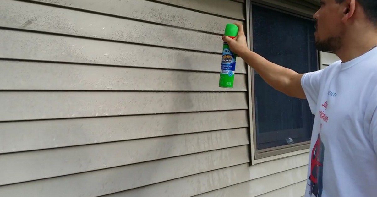 He Sprays Household Cleaner On His Vinyl Siding. This Simple Trick Is A